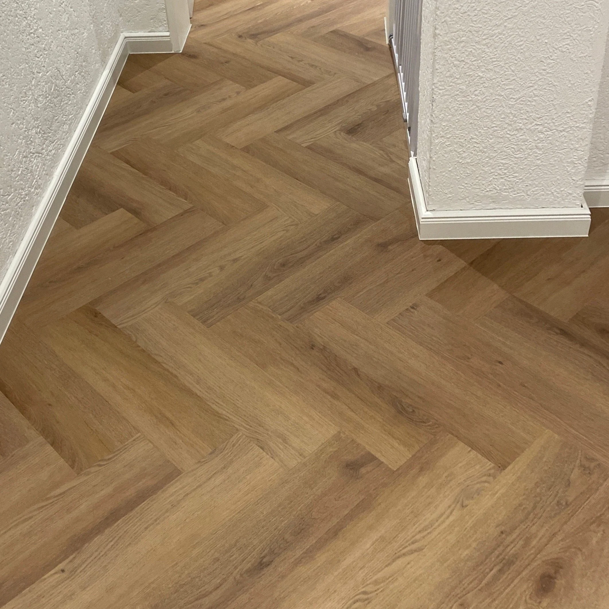 »Eiche Begonia« Fischgrät Klebevinyl 1m² - Image 2