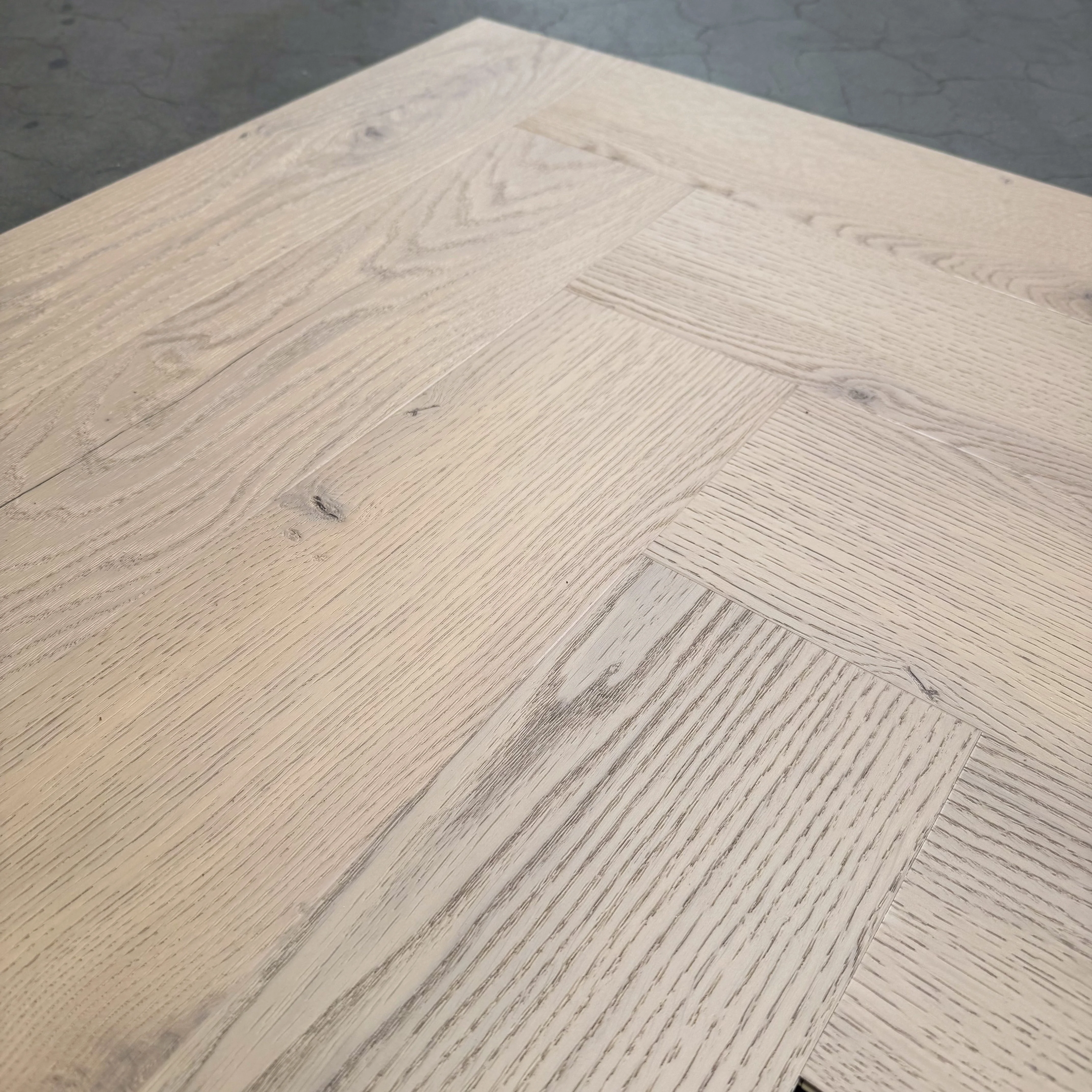 »Light Oak« Premium Klick-Vinyl Fischgrät 1m² - Image 2