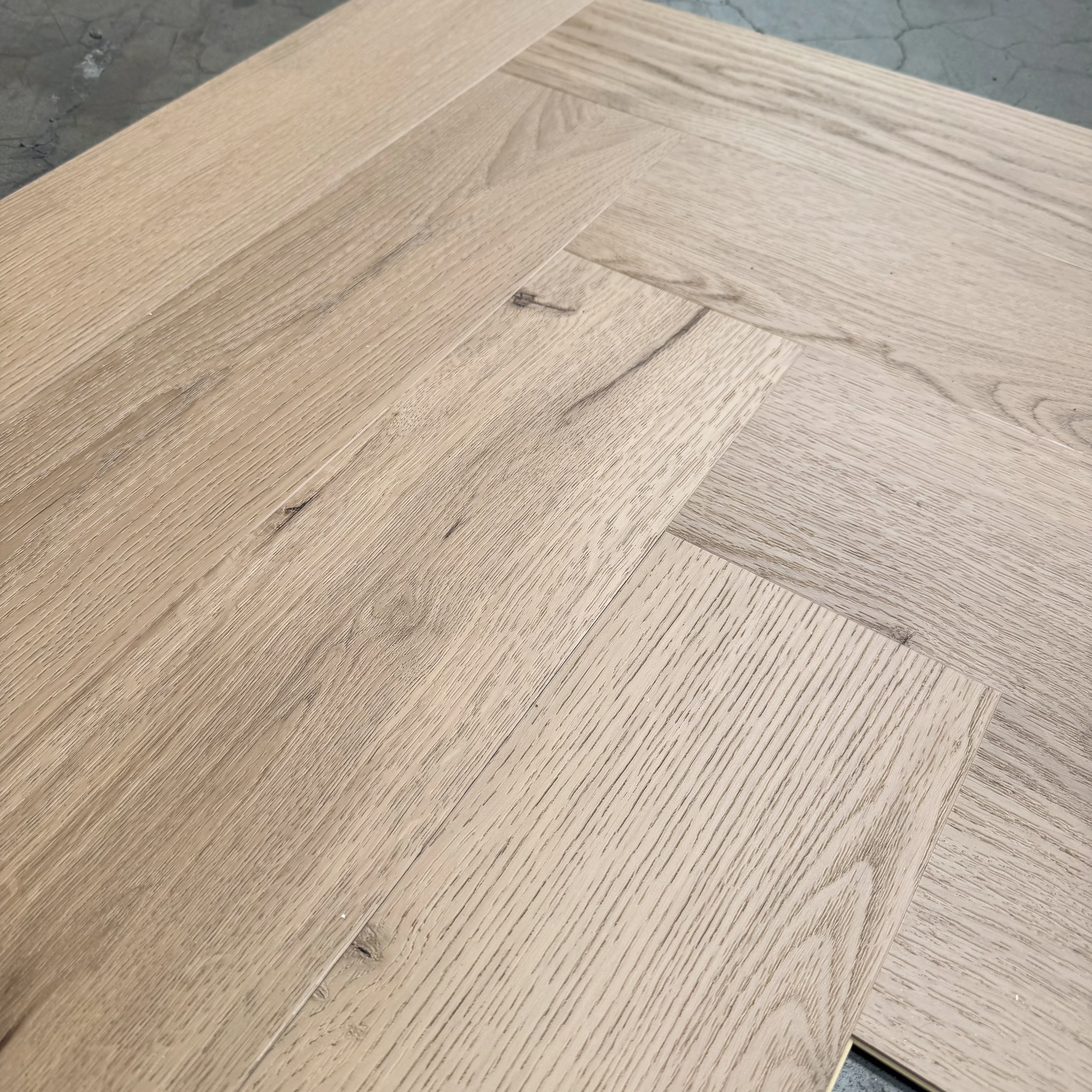 »Natural Oak« Premium Klick-Vinyl Fischgrät - Image 3